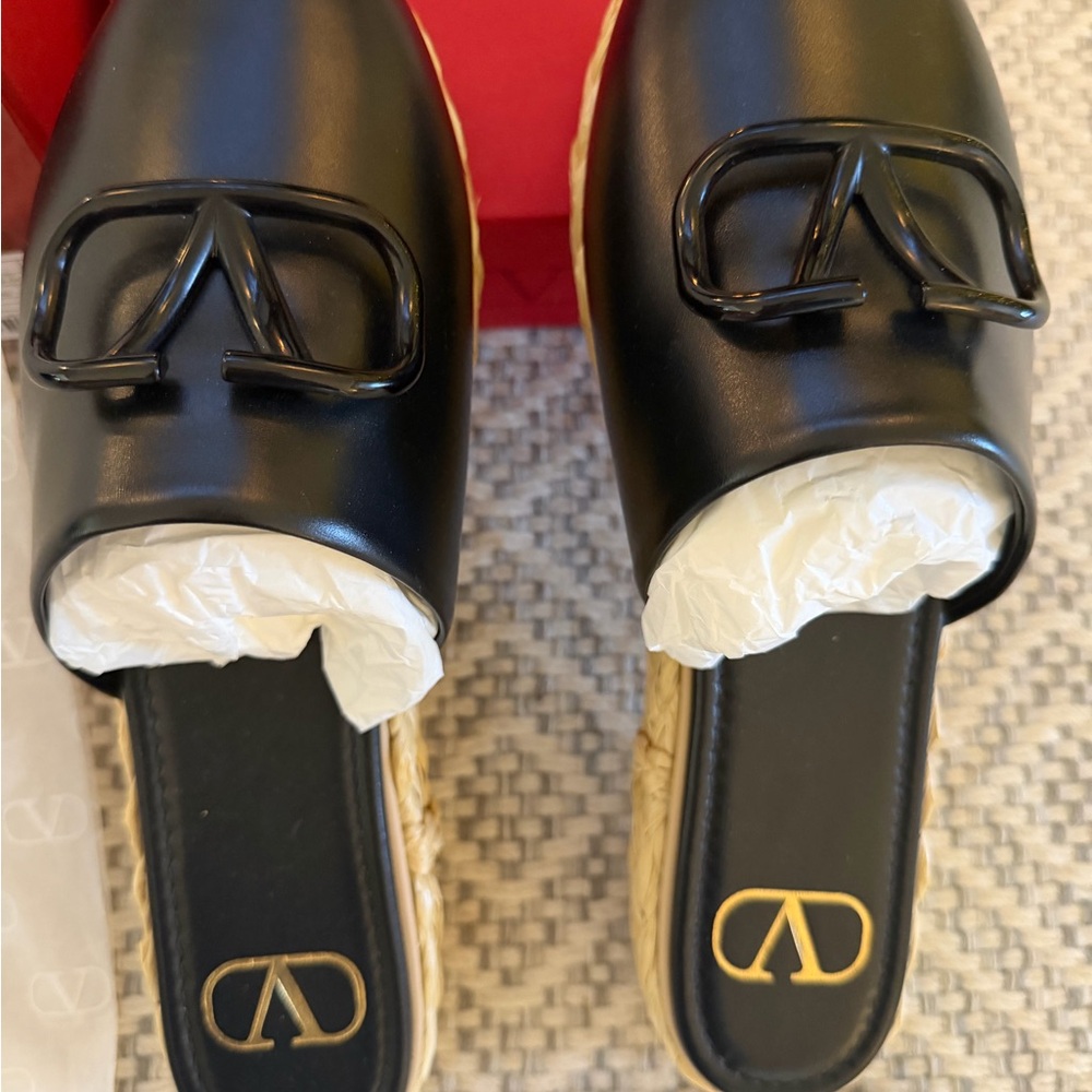 Valentino Garavani Black Leather Mules